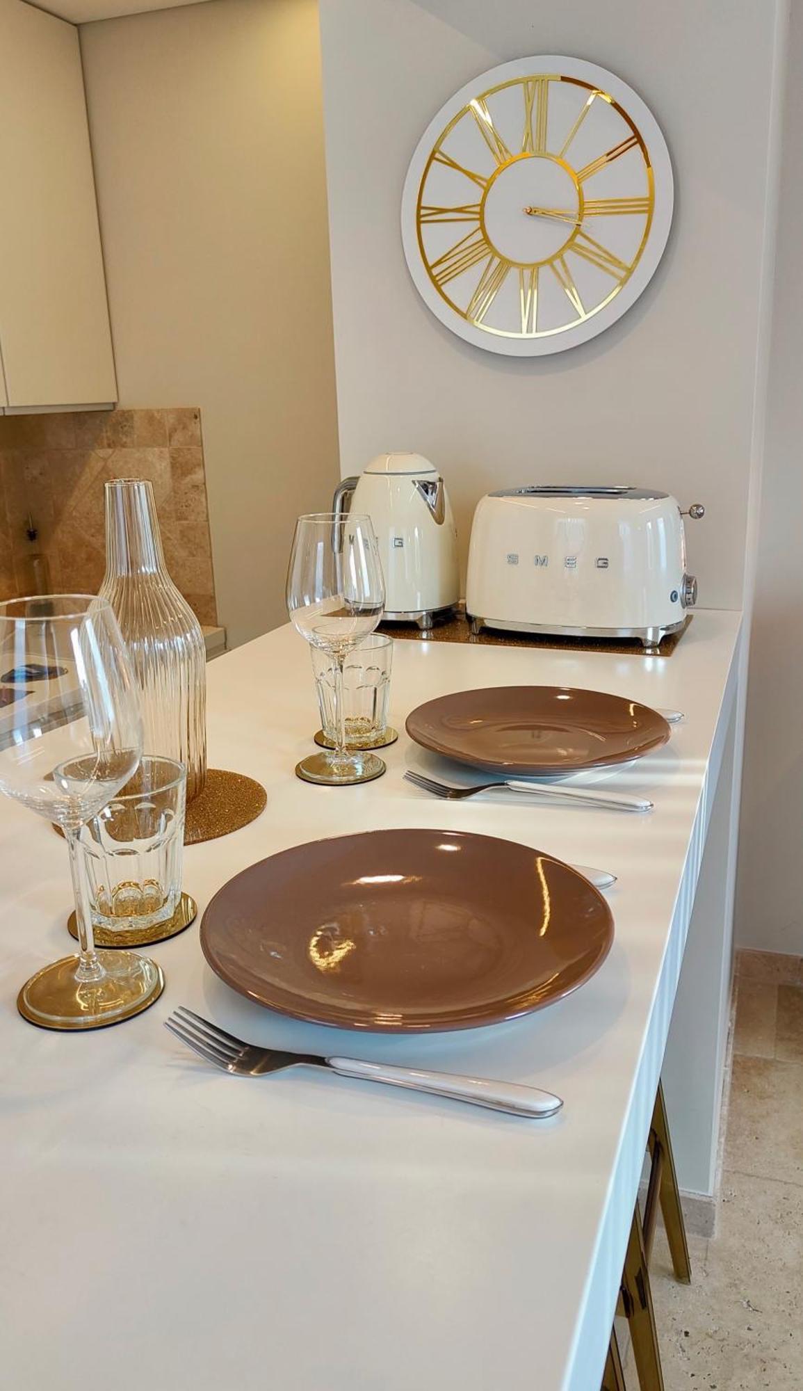 Studio Climatise, Terrasse, Parking Prive, 50M De La Plage Saint-Tropez Exterior foto